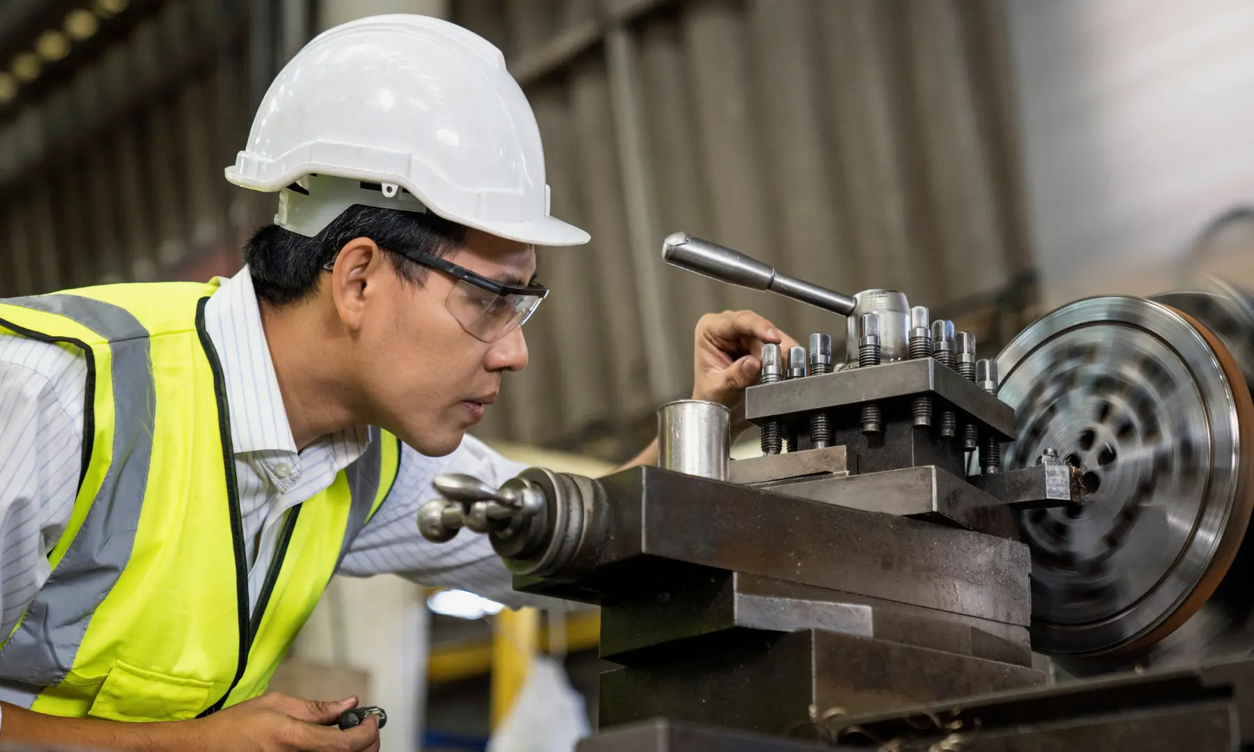 La visione di Siemens: L’IA dà i superpoteri all’automazione